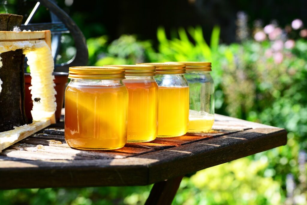 Frischer Bienenhonig